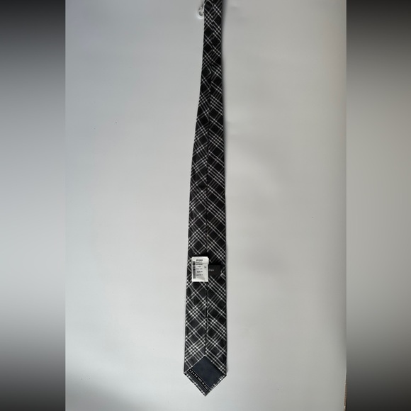 Authentic Ermenegildo Zegna Tie - Picture 9 of 9